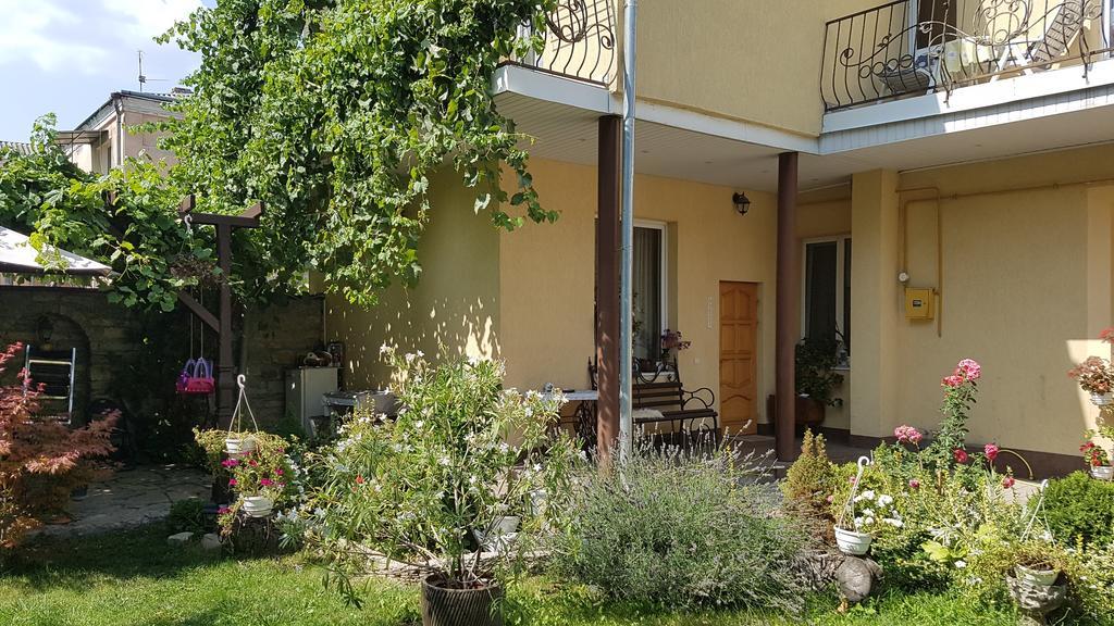 Celebrity Villa Kamianets-Podilskyi Luaran gambar